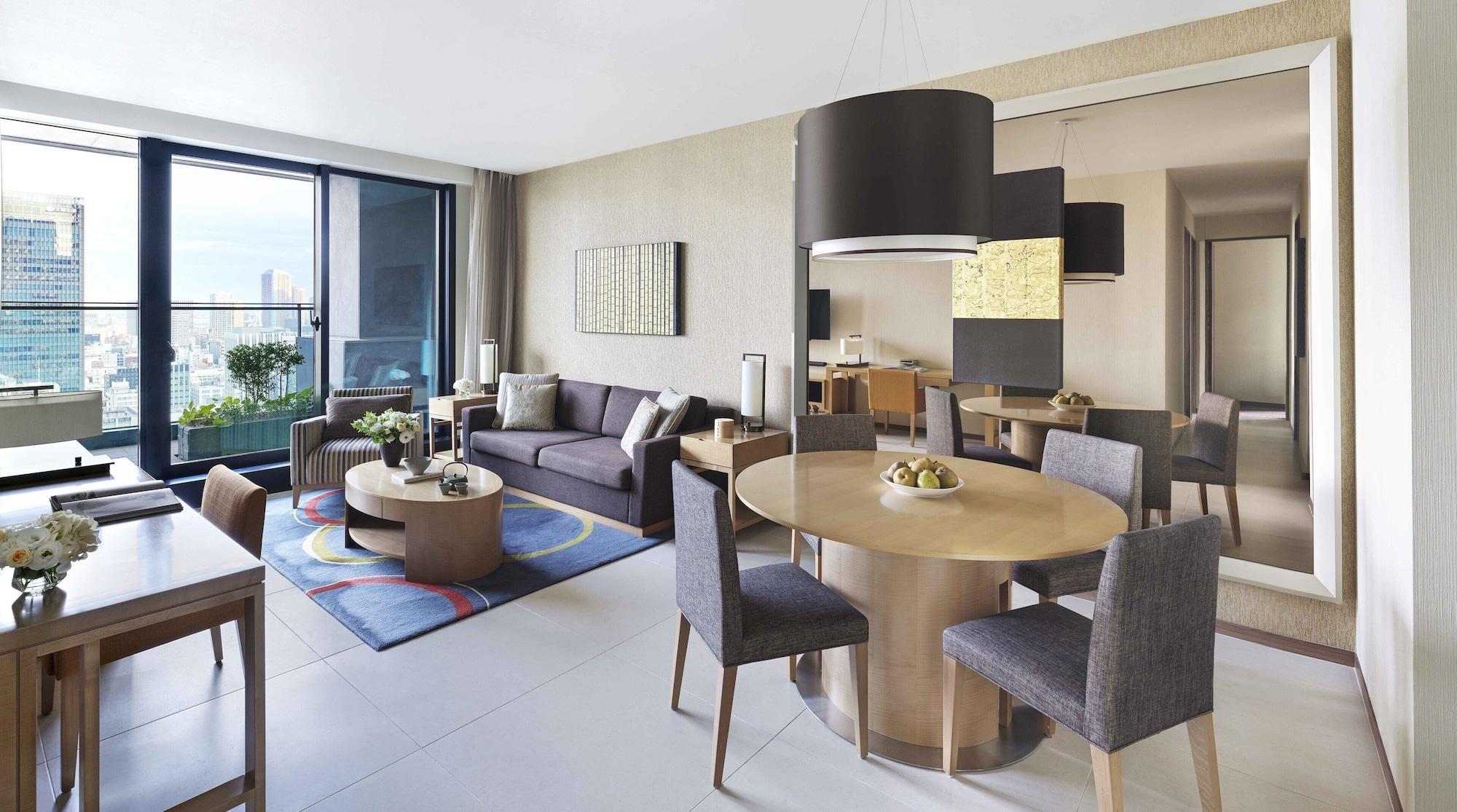 Hotel Oakwood Premier Tokio Zewnętrze zdjęcie A suite at the hotel